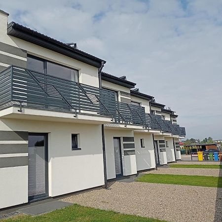 Over Lake-Domki,Apartamenty ミエルノ エクステリア 写真